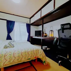 Hayakawa&2rooms&48m2&5-6pplmax&best Location&well Designed 早川駅徒歩2分 釣り場まで徒歩1分 グループ滞在可能なワーケーション最適プレイス アパート